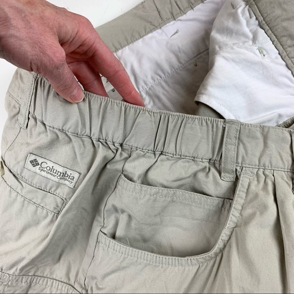 MEN'S Columbia Sportswear  Company Khaki Shorts - Picture 5 of 7